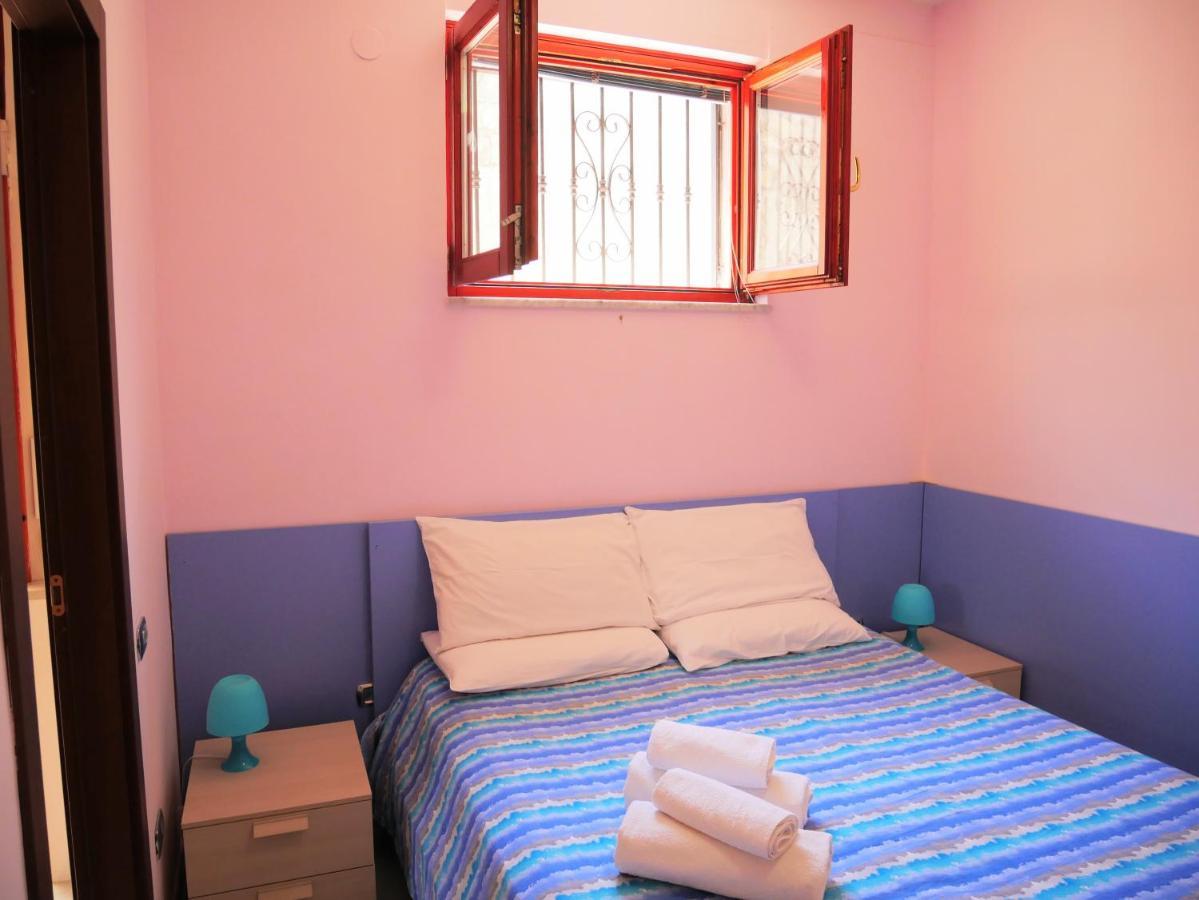 Olindo Apartment E Cristina Apartments 维克艾库塞 外观 照片