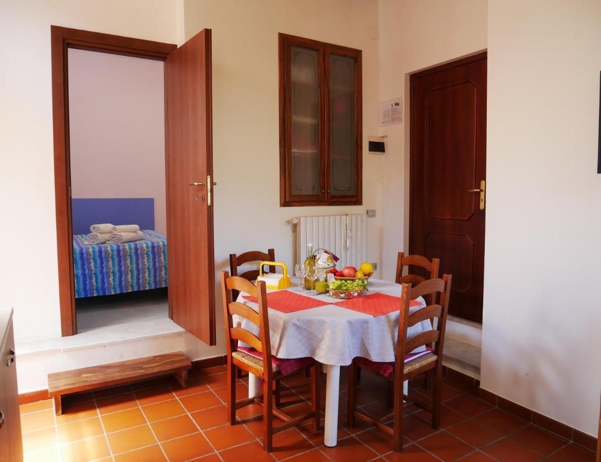 Olindo Apartment E Cristina Apartments 维克艾库塞 外观 照片